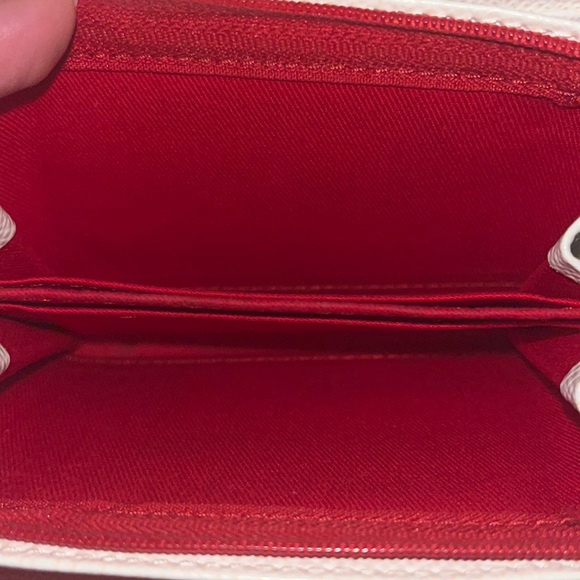 Dooney & Bourke White Pebble Medium Wallet - Picture 8 of 12